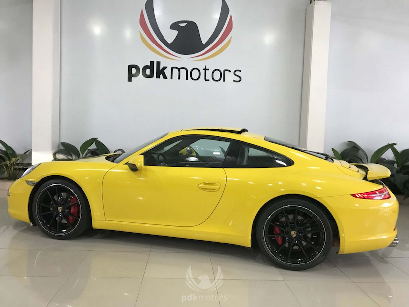 Foto do veículo PORSCHE  911 CARRERA S 2012 27.122 KM 399.000,00