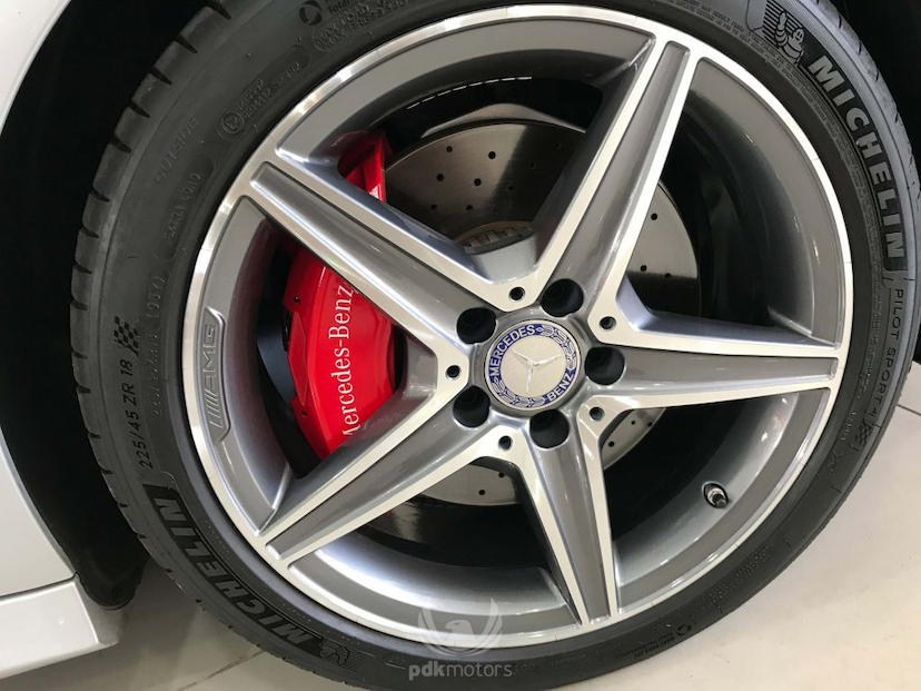 Foto do veículo MERCEDES-BENZ  C250 SPORT COUPé 2017 8.360 KM 199.900,00