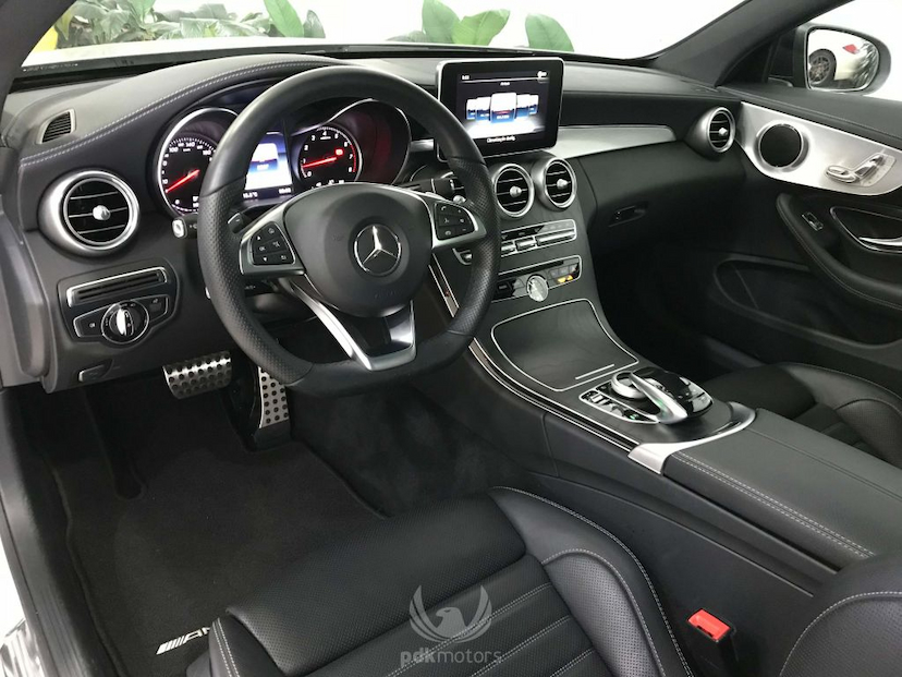 Foto do veículo MERCEDES-BENZ  C250 SPORT COUPé 2017 8.360 KM 199.900,00