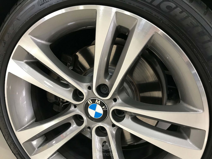 Foto do veículo BMW  328I SPORT GP 2015 37.100 KM 119.000,00