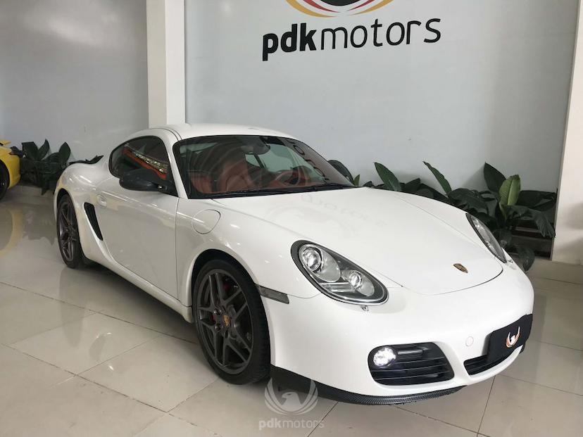 Foto do veículo PORSCHE  CAYMAN S 2010 22.067 KM 199.000,00