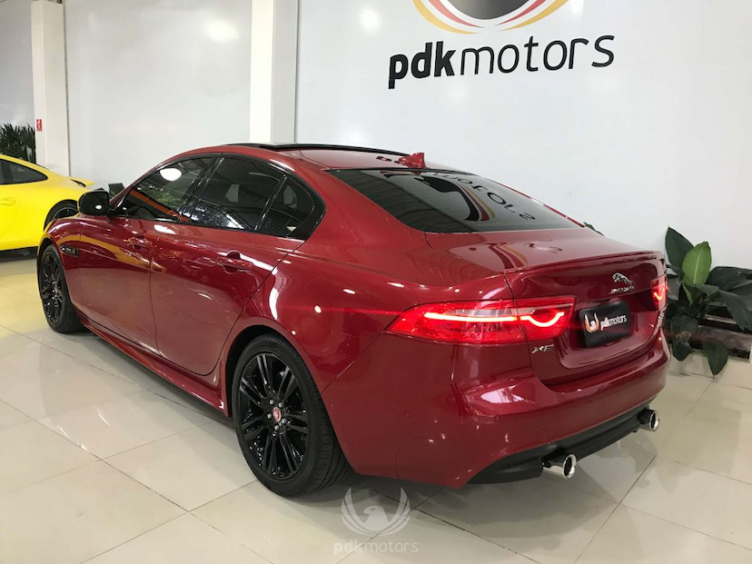 Foto do veículo JAGUAR  XE R-SPORT 2016 27.750 KM 159.000,00