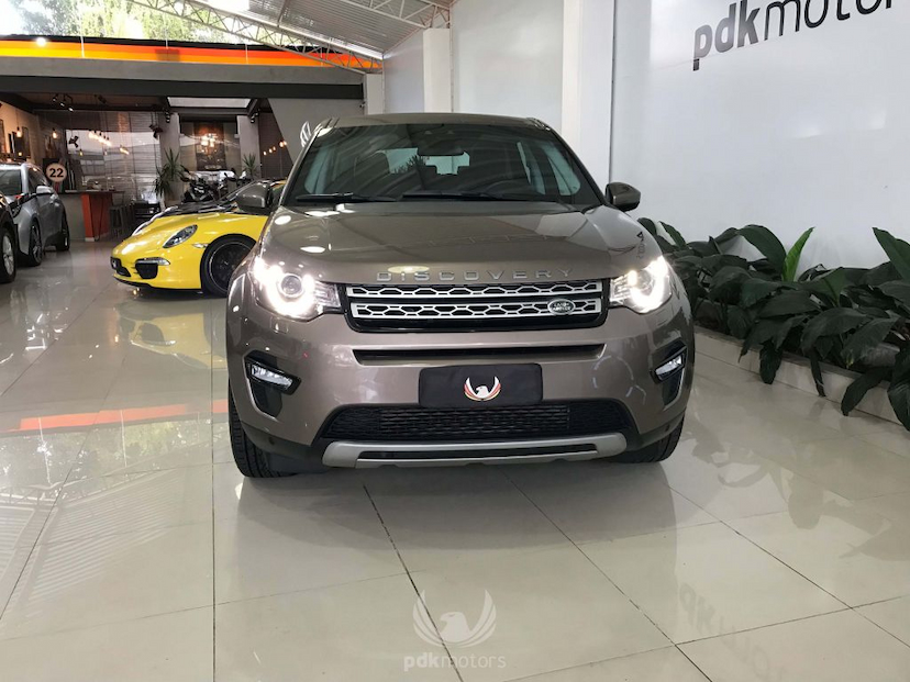 Foto do veículo LAND ROVER  DISCOVERY SPORT HSE 7L 2015 28.000 KM 208.900,00