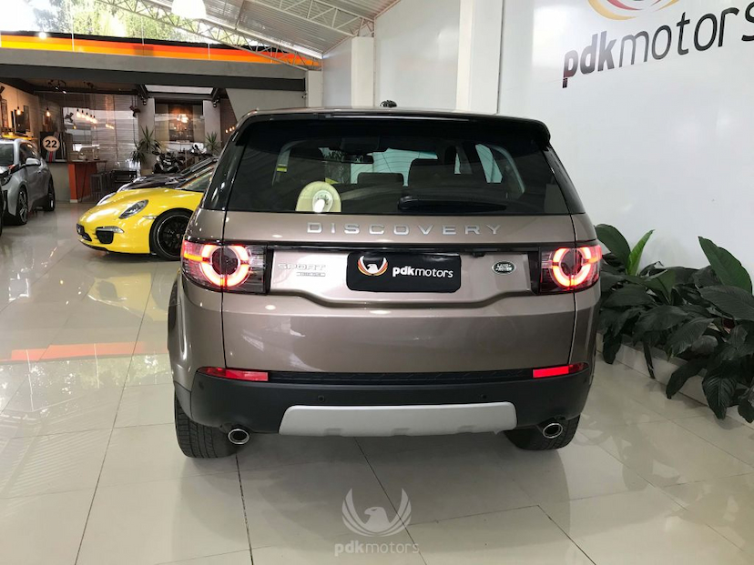 Foto do veículo LAND ROVER  DISCOVERY SPORT HSE 7L 2015 28.000 KM 208.900,00