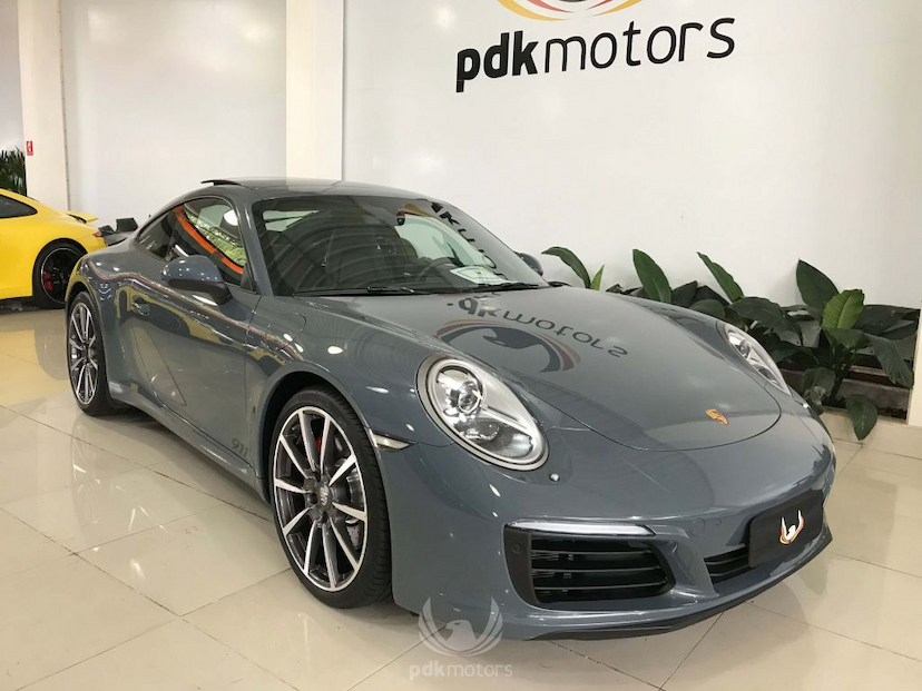 Foto do veículo PORSCHE  911 CARRERA S 2017 5.850 KM 599.000,00