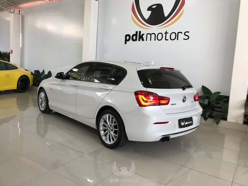 Foto do veículo BMW  120I SPORT GP 2016 47.355 KM 105.000,00