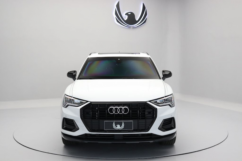 Foto do veículo AUDI Q3 BLACK S-TRONIC 2021 6.965 KM 319.000,00