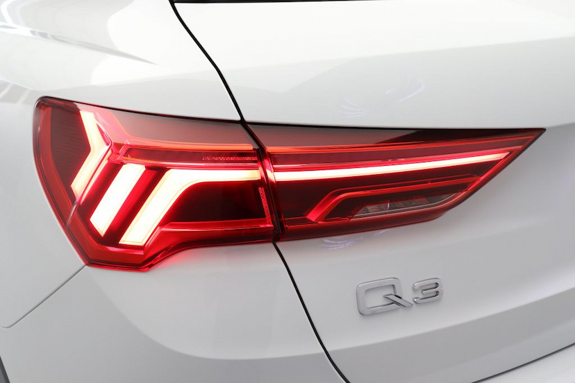 Foto do veículo AUDI Q3 BLACK S-TRONIC 2021 6.965 KM 319.000,00
