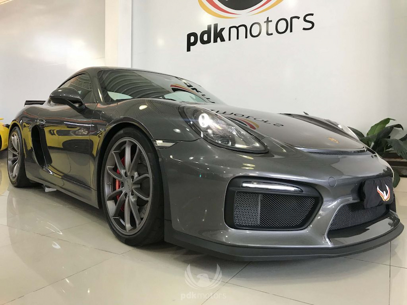 Foto do veículo PORSCHE  CAYMAN 3.8 GT4 2016 3.431 KM 575.000,00