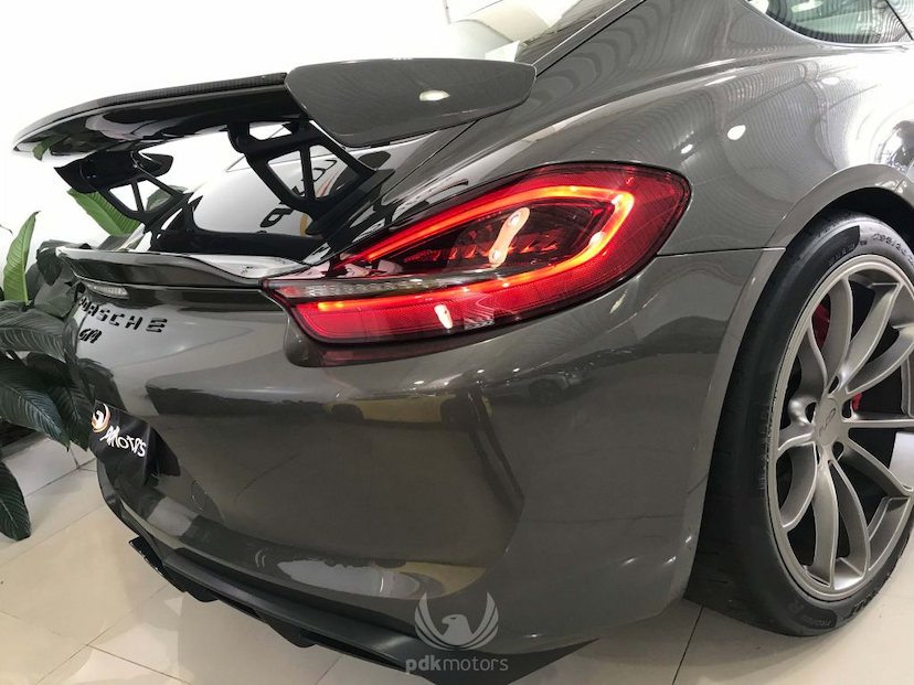 Foto do veículo PORSCHE  CAYMAN 3.8 GT4 2016 3.431 KM 575.000,00