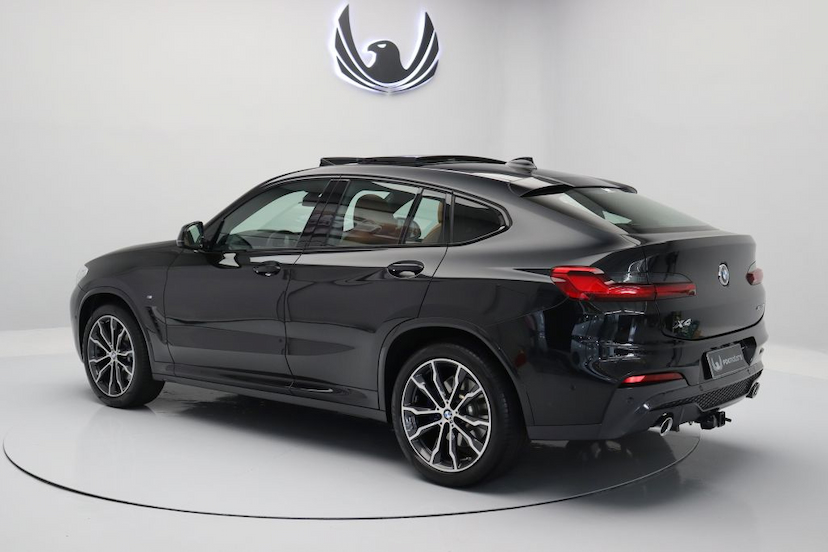 Foto do veículo BMW X4 XDRIVE 30I M SPORT 2021 17.470 KM 459.000,00