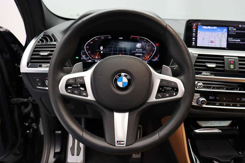 Foto do veículo BMW X4 XDRIVE 30I M SPORT 2021 17.470 KM 459.000,00