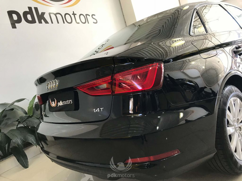 Foto do veículo AUDI  A3 SEDAN 2015 49.482 KM 89.000,00