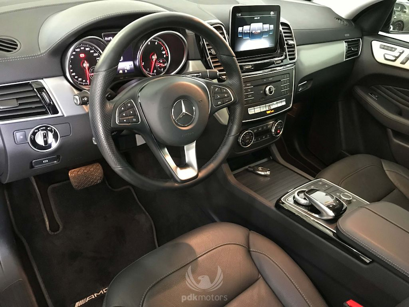 Foto do veículo MERCEDES-BENZ  GLE 400 COUPé 2017 8.610 KM 375.000,00