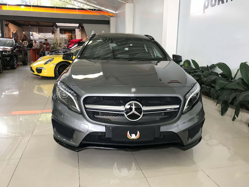 Foto do veículo MERCEDES-BENZ  GLA 45 AMG 2017 10.810 KM 309.900,00