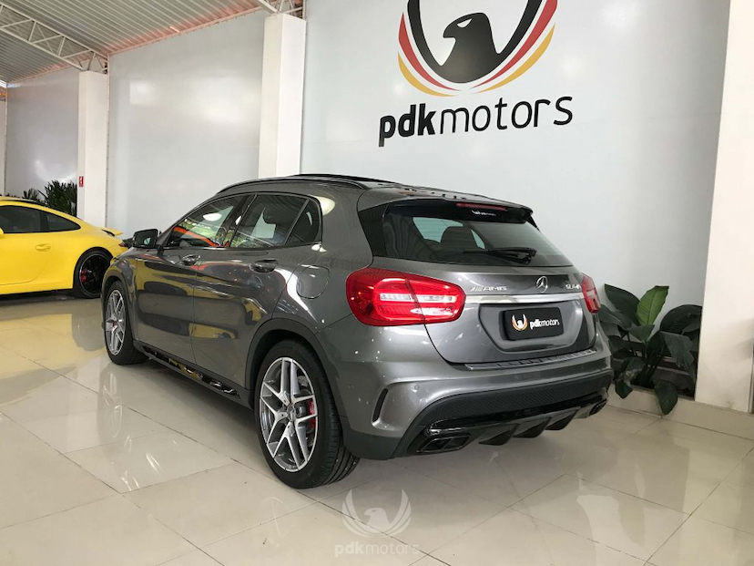 Foto do veículo MERCEDES-BENZ  GLA 45 AMG 2017 10.810 KM 309.900,00