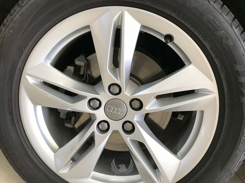Foto do veículo AUDI  Q3 1.4 AMBIENTE 2017 14.430 KM 129.000,00