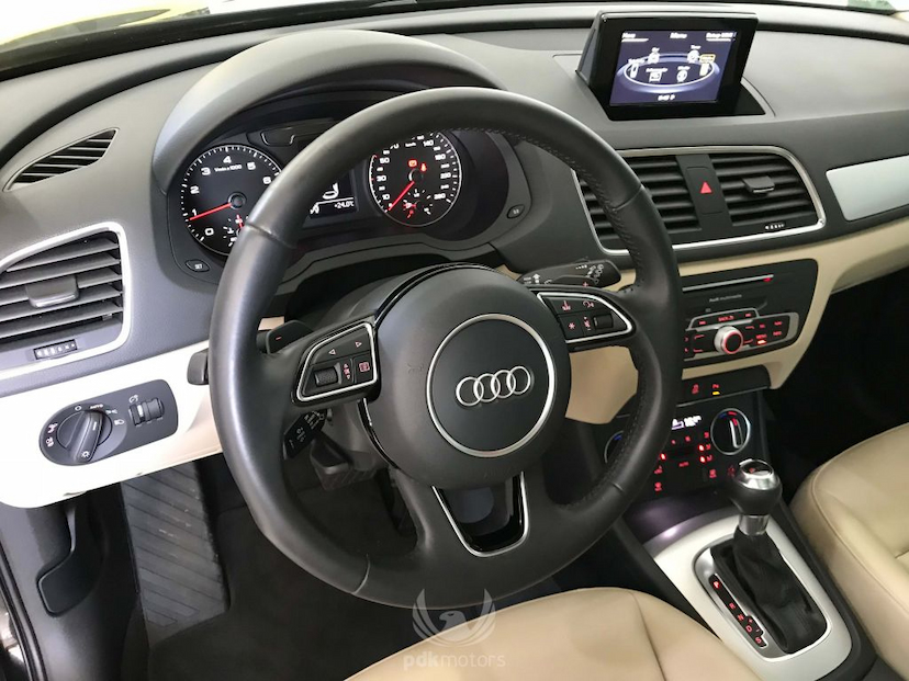 Foto do veículo AUDI  Q3 1.4 AMBIENTE 2017 14.430 KM 129.000,00