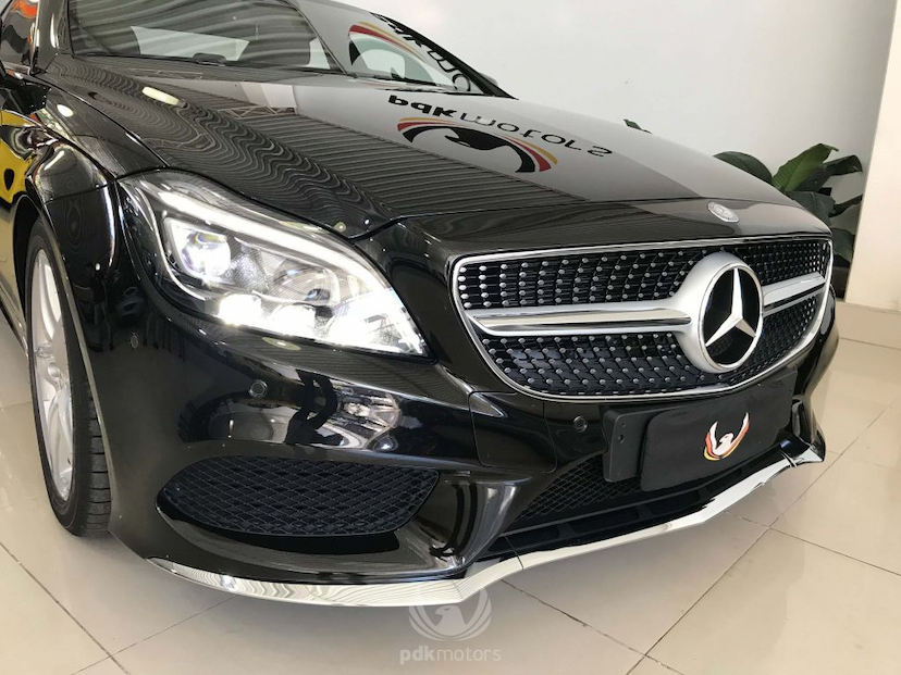Foto do veículo MERCEDES-BENZ  CLS 400 2015 19.850 KM 269.000,00