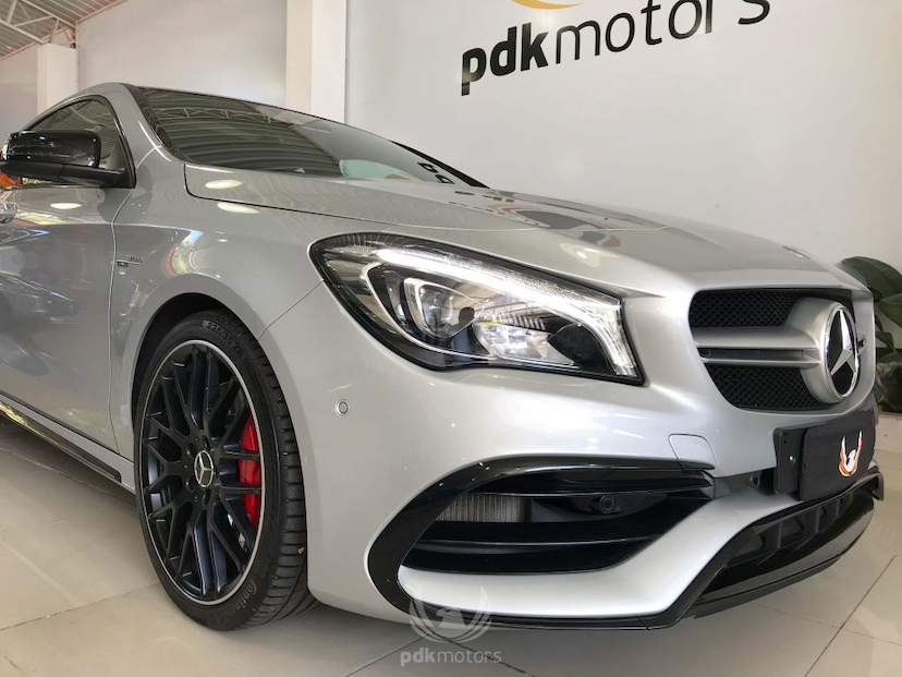 Foto do veículo MERCEDES-BENZ  CLA 45 AMG 2017 18.905 KM 290.000,00