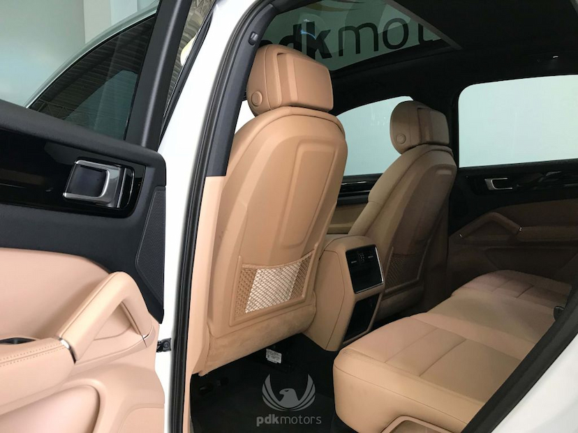 Foto do veículo PORSCHE  CAYENNE V6 2019 58 KM 515.000,00