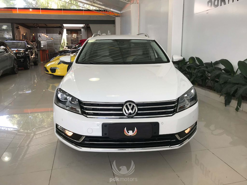 Foto do veículo VOLKSWAGEN  PASSAT VARIANT TSI 2013 24.600 KM 77.000,00