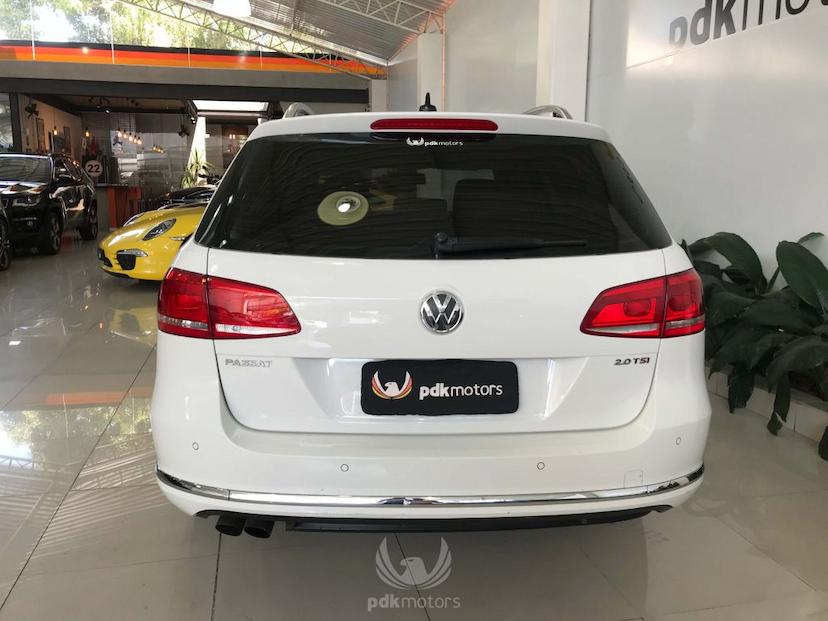 Foto do veículo VOLKSWAGEN  PASSAT VARIANT TSI 2013 24.600 KM 77.000,00