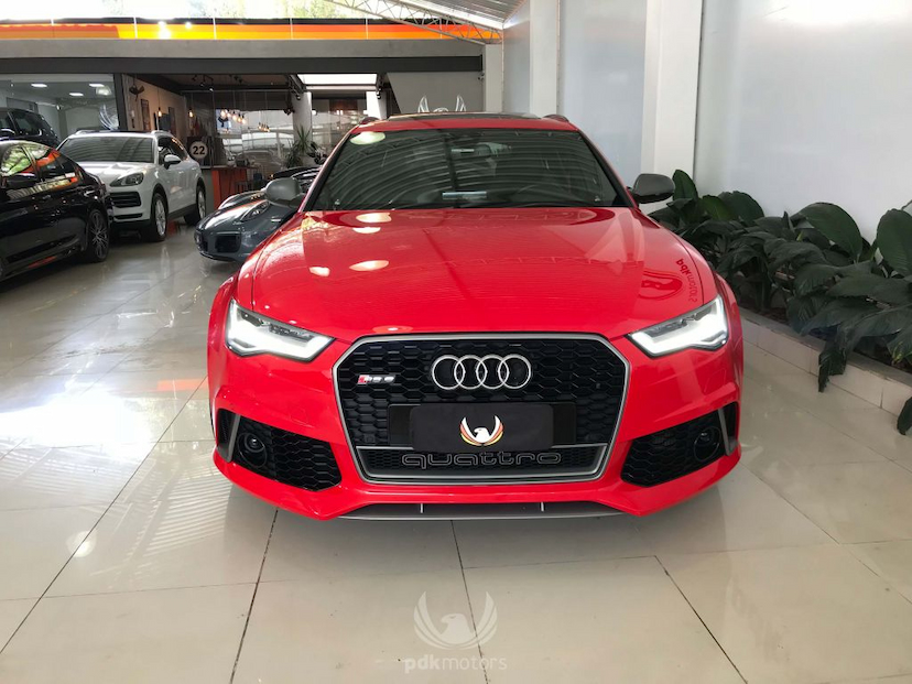 Foto do veículo AUDI RS6 AVANT PERFORMANCE 2017 11.750 KM 495.000,00