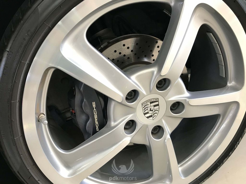 Foto do veículo PORSCHE  CAYMAN S 2014 12.970 KM 309.000,00