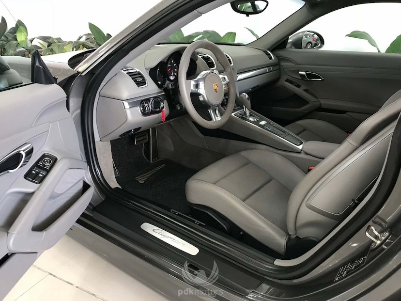 Foto do veículo PORSCHE  CAYMAN S 2014 12.970 KM 309.000,00