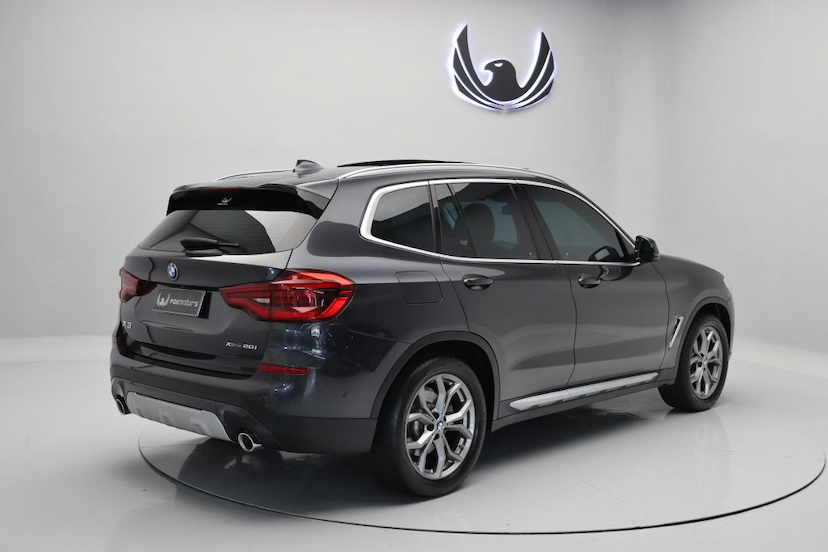 Foto do veículo BMW X3 XDRIVE20I X LINE 2020 24.540 KM 290.000,00