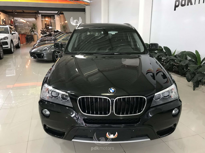 Foto do veículo BMW  X3 20I 2013 27.020 KM 99.000,00