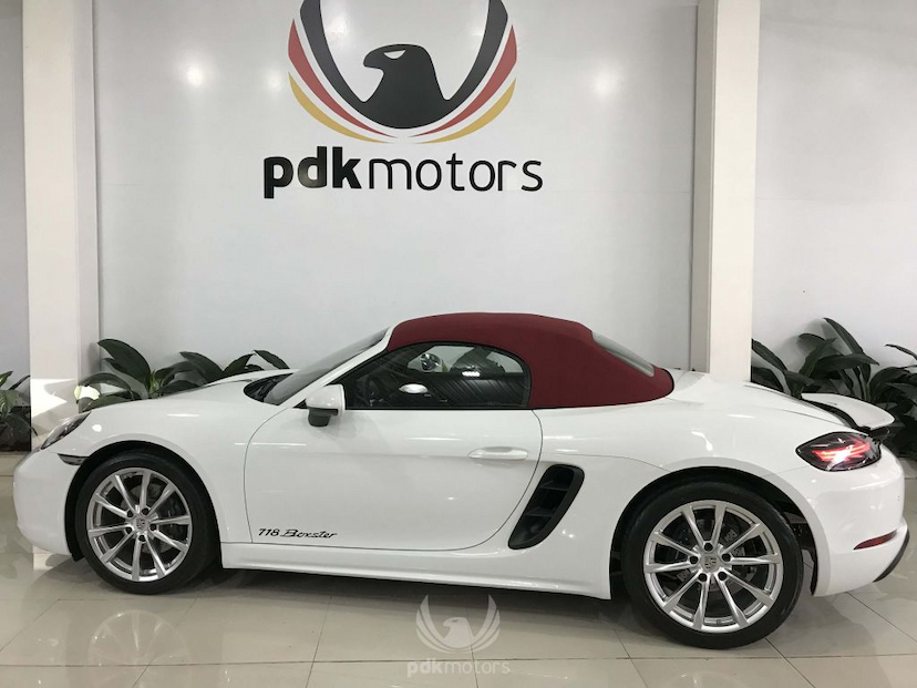 Foto do veículo PORSCHE  718 BOXSTER 2018 845 KM 400.000,00