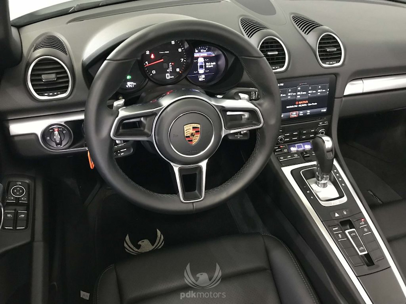 Foto do veículo PORSCHE  718 BOXSTER 2018 845 KM 400.000,00