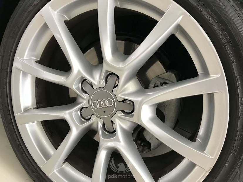 Foto do veículo AUDI  A3 SPORTBACK ATTRACTION 2015 48.000 KM 76.500,00