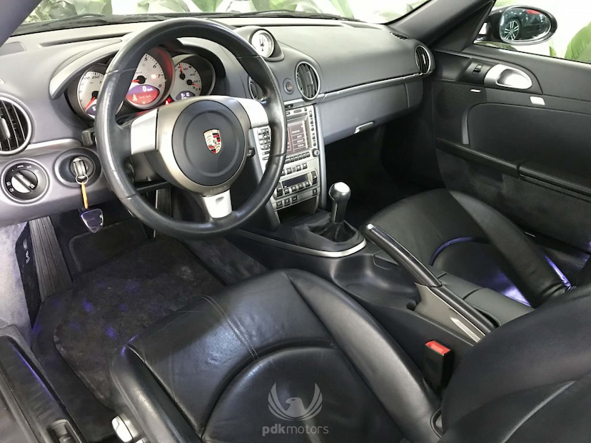 Foto do veículo PORSCHE  CAYMAN S 2008 57.922 KM 159.000,00