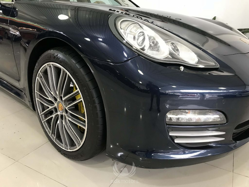 Foto do veículo PORSCHE  PANAMERA 4S 2010 22.495 KM 259.000,00