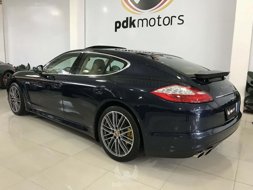 Foto do veículo PORSCHE  PANAMERA 4S 2010 22.495 KM 259.000,00