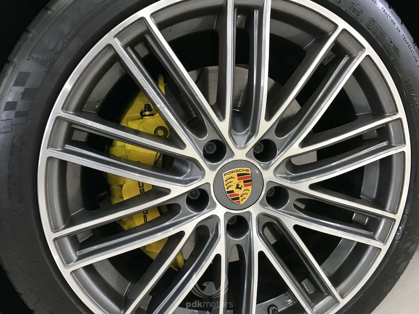 Foto do veículo PORSCHE  PANAMERA 4S 2010 22.495 KM 259.000,00