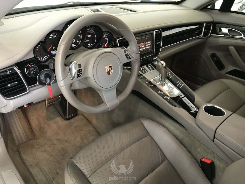 Foto do veículo PORSCHE  PANAMERA 2012 52.925 KM 239.900,00