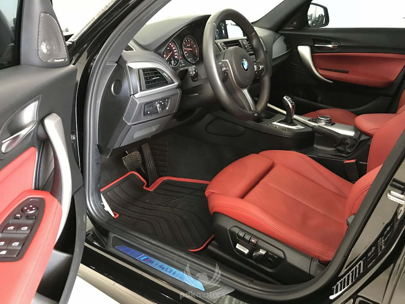 Foto do veículo BMW  M140I 2017 5.210 KM 215.000,00