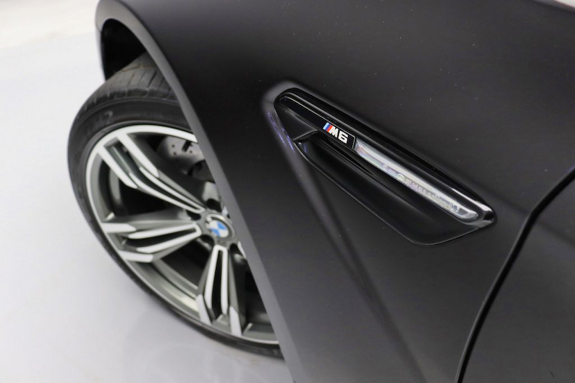 Foto do veículo BMW M6 GRAN COUPé 2015 34.410 KM 389.000,00