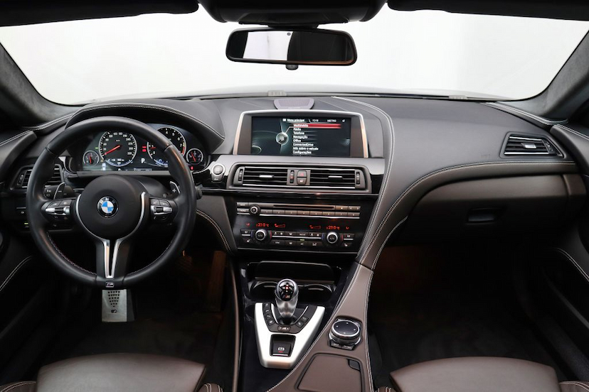 Foto do veículo BMW M6 GRAN COUPé 2015 34.410 KM 389.000,00
