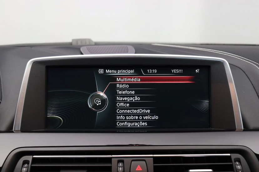 Foto do veículo BMW M6 GRAN COUPé 2015 34.410 KM 389.000,00
