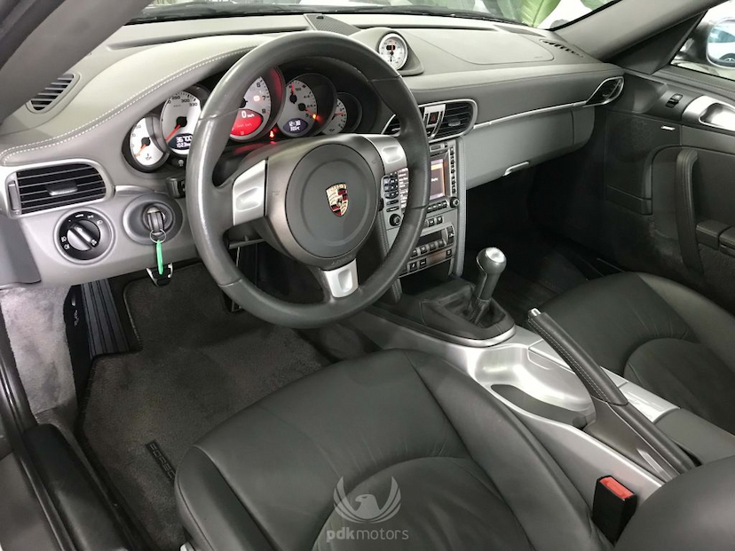 Foto do veículo PORSCHE  911 CARRERA 4S 2006 36.700 KM 259.000,00