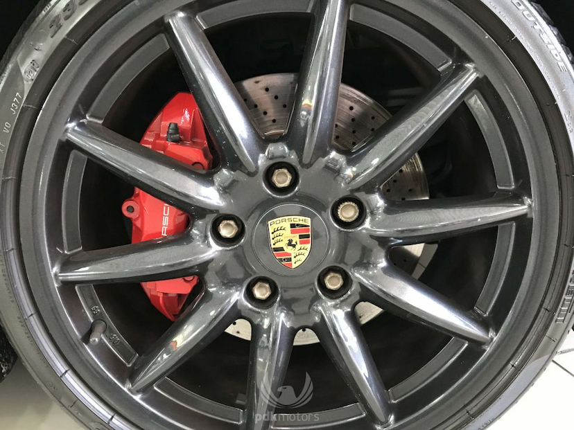 Foto do veículo PORSCHE  911 CARRERA 4S 2006 36.700 KM 259.000,00