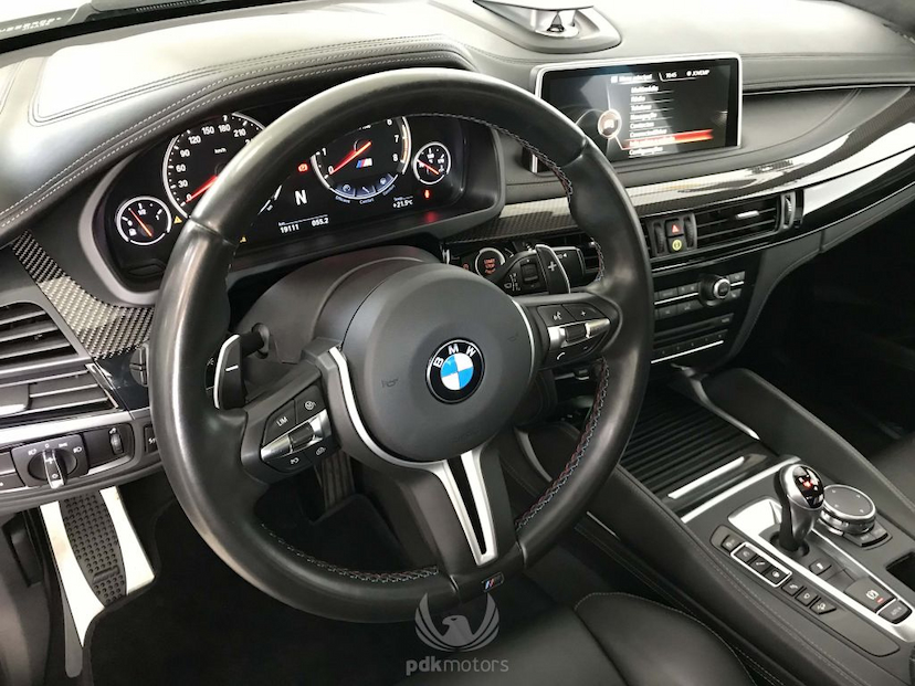 Foto do veículo BMW  X6 M 2016 19.125 KM 389.000,00