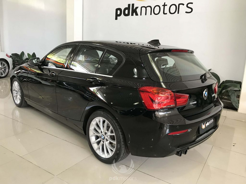 Foto do veículo BMW  120I SPORT ACTIVEFLEX 2016 2.016 KM 135.000,00