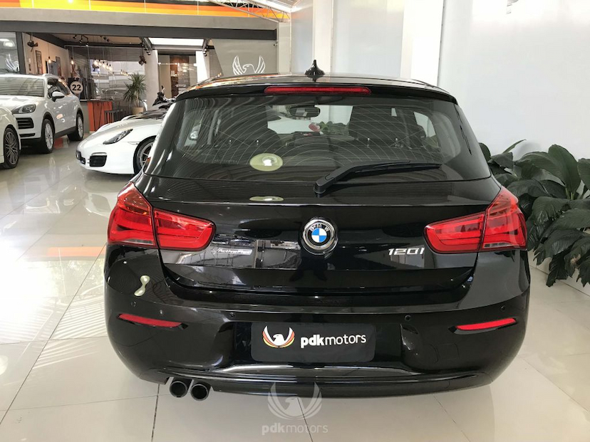Foto do veículo BMW  120I SPORT ACTIVEFLEX 2016 2.016 KM 135.000,00
