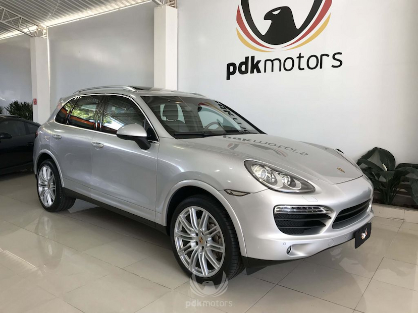 Foto do veículo PORSCHE  CAYENNE S 2014 56.035 KM 269.000,00